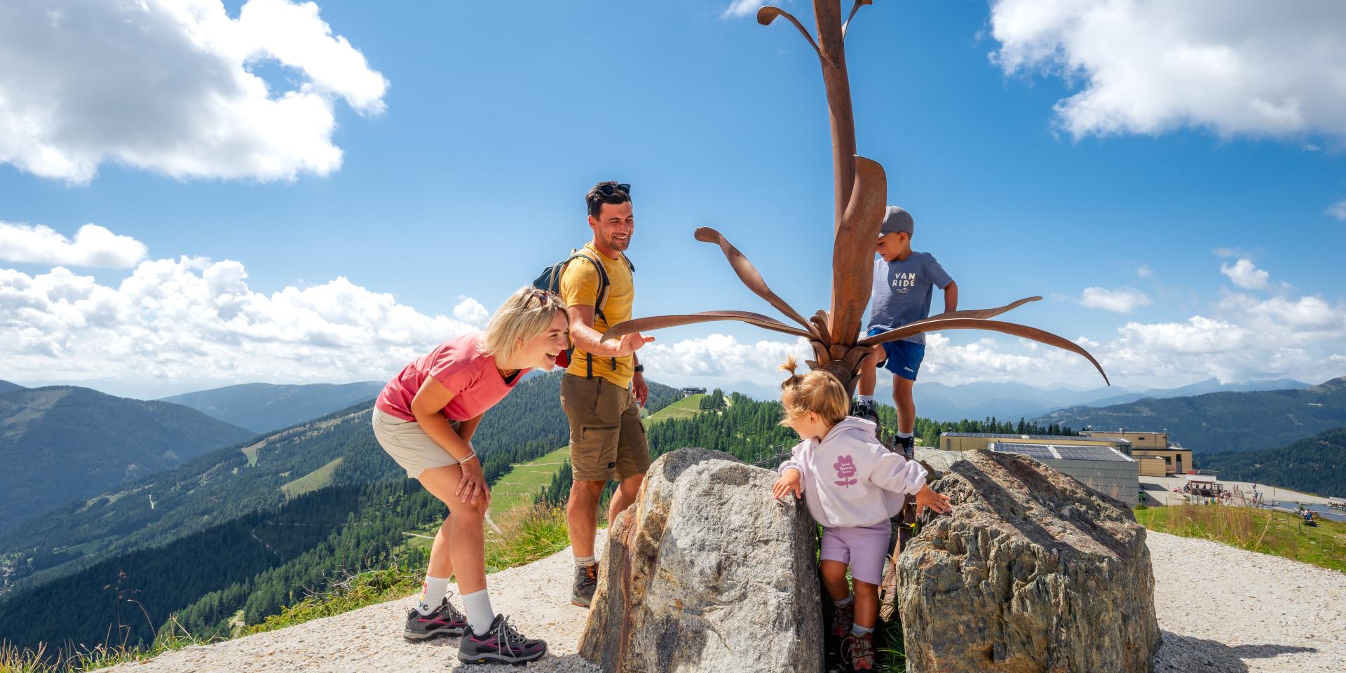 Wandern_barrierefreies Bergerlebnis_Familie_Bergpromenade Brunnach_Bad Kleinkirchheim_Sommer © Michael Stabentheiner_MBN Tourismus (25)
