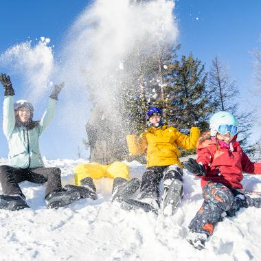 Skifahren_Familie_Bad Kleinkirchheim_Winter &copy;Mathias Pr&auml;gant_MBN Tourismus (1)